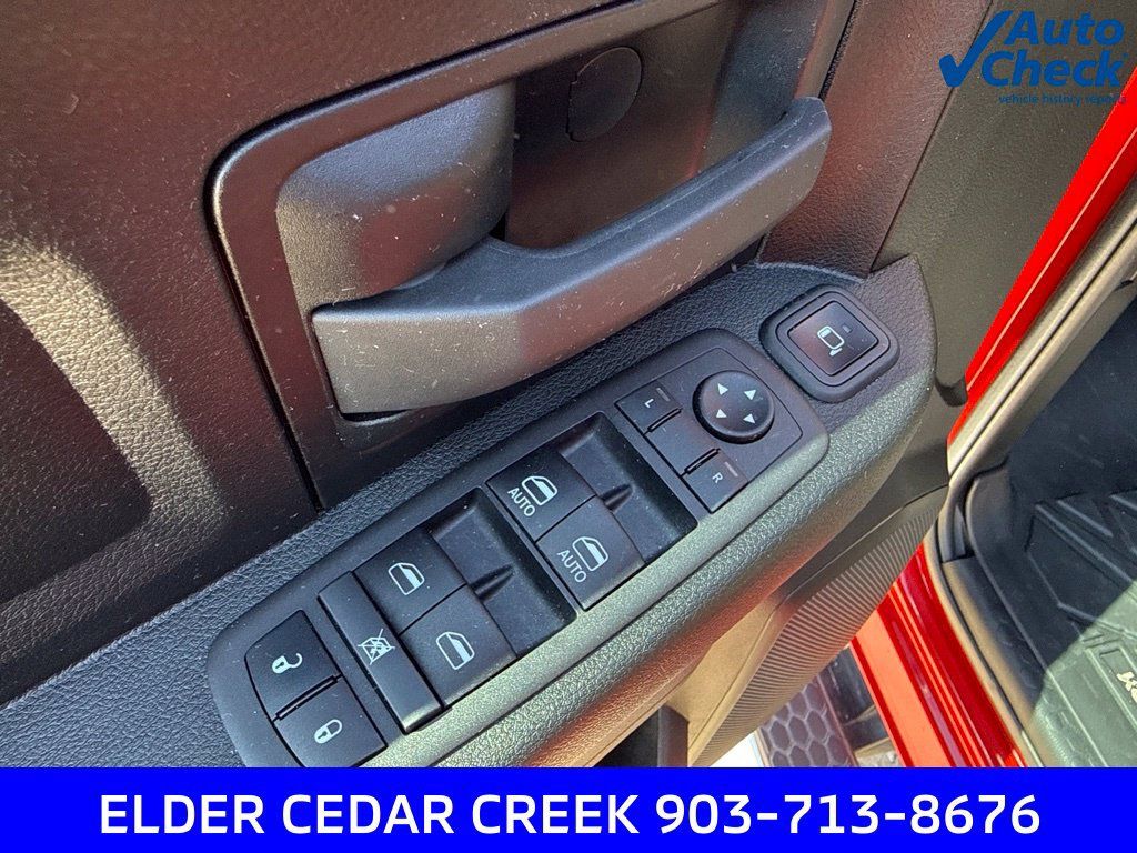 Used 2024 RAM 2500 Tradesman w/ Chrome Appearance Group AWD/4WD image 23