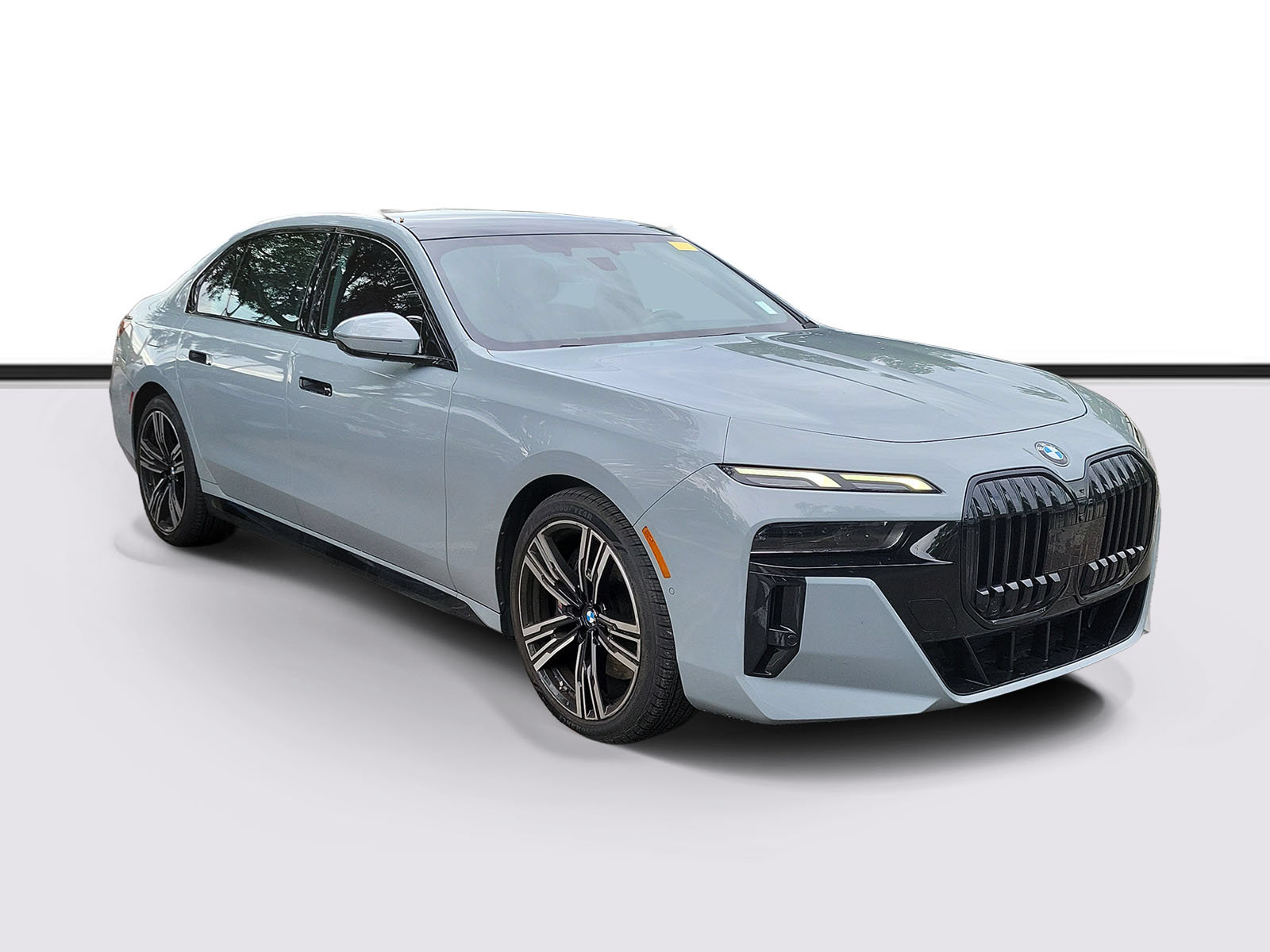 Certified 2024 BMW 740i RWD image 1