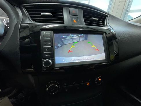 Used 2019 Nissan Sentra S FWD image 18
