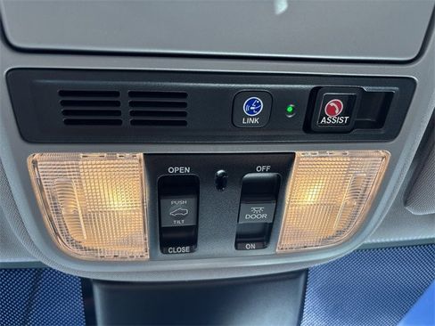 Used 2024 Honda Odyssey Touring image 35