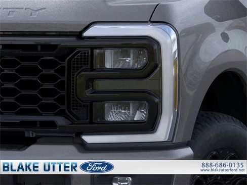 New 2026 Ford F250 XLT w/ XLT Premium Package image 20