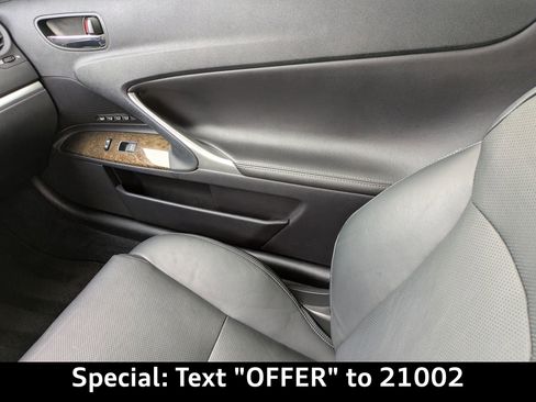 Used 2015 Lexus IS 250C w/ Luxury Package image 17