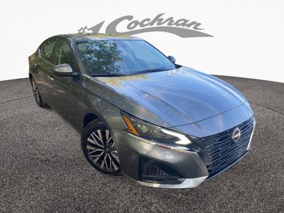 Used 2023 Nissan Altima 2.5 SV
