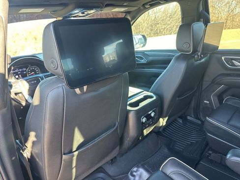 Used 2021 GMC Yukon SLT w/ SLT Luxury Plus Package image 33