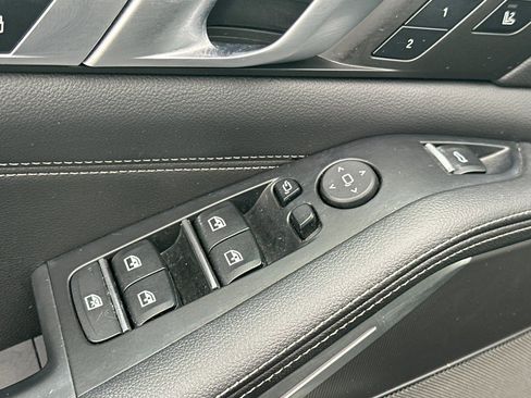 Used 2019 BMW X5 xDrive40i w/ M Sport Package image 14