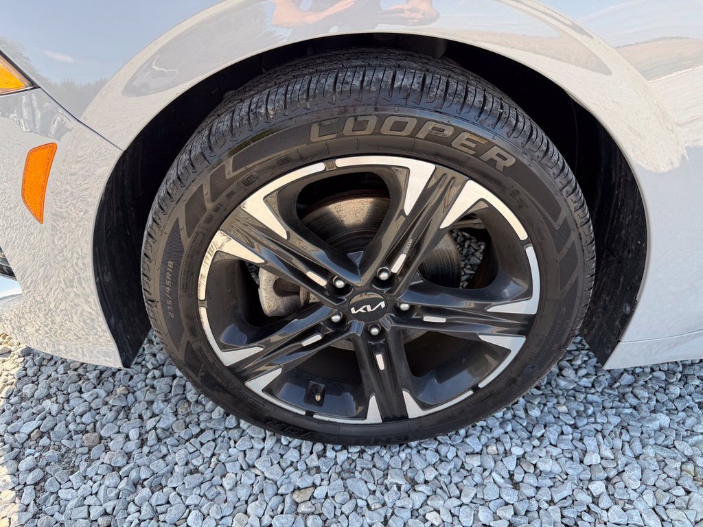 Used 2022 Kia K5 GT-Line FWD image 30