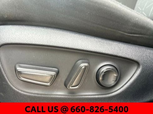 Used 2025 Toyota RAV4 XLE image 12