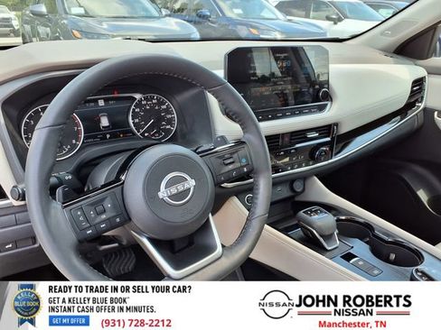 Used 2023 Nissan Rogue SL w/ SL Premium Package image 6