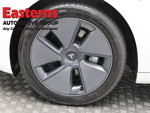 Used 2023 Tesla Model 3 Standard Range image 27
