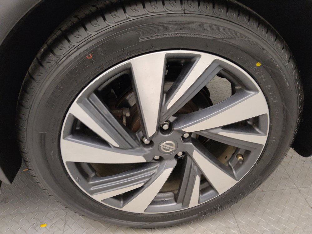 Used 2017 Nissan Murano Platinum w/ Platinum Technology Package FWD image 31