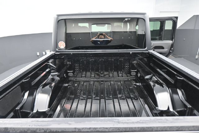 New 2026 Jeep Gladiator Sport AWD/4WD image 22