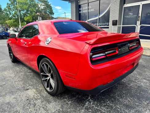 Used 2018 Dodge Challenger R/T w/ Performance Handling Group RWD image 5