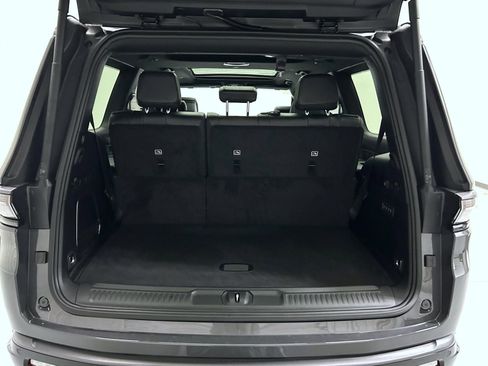 New 2026 Jeep Grand Wagoneer Limited AWD/4WD image 9