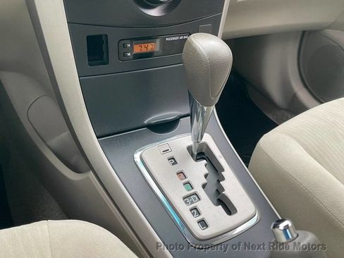 Used 2010 Toyota Corolla LE FWD image 23