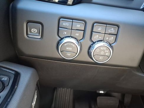 New 2026 GMC Sierra 1500 AT4 AWD/4WD image 22