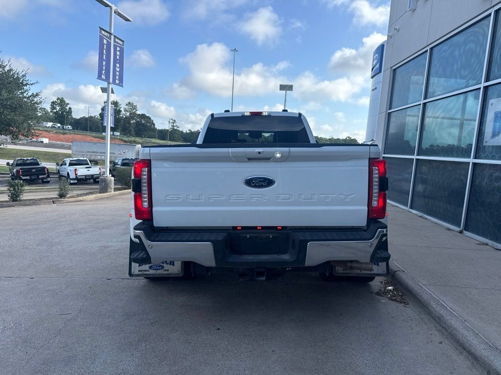 Used 2025 Ford F350 Lariat w/ FX4 Off-Road Package AWD/4WD image 6