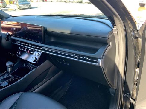 Used 2025 Hyundai Santa Cruz SEL image 19