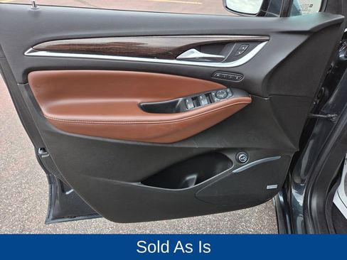 Used 2021 Buick Enclave Avenir w/ Avenir Technology Package AWD/4WD image 16