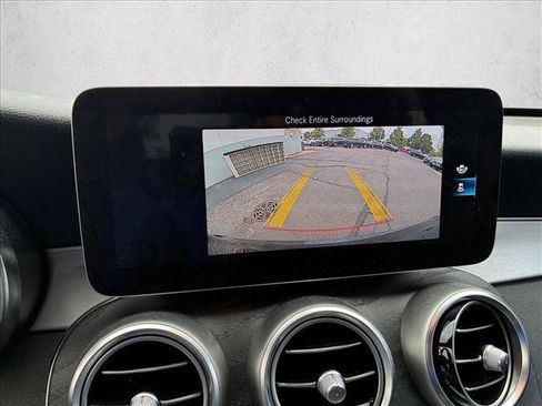 Used 2020 Mercedes-Benz GLC 300 4MATIC image 18