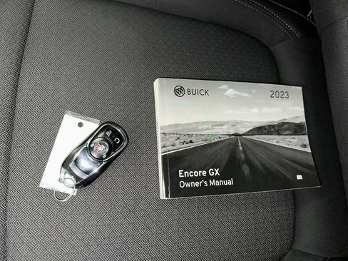 Certified 2023 Buick Encore GX Select image 4