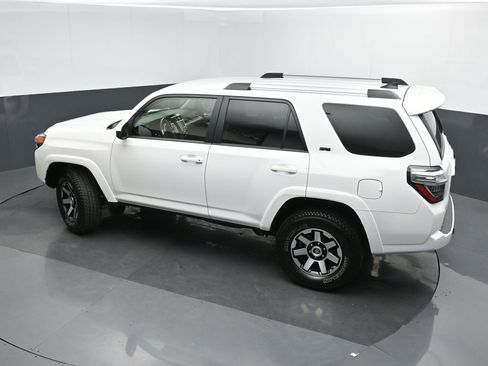 Used 2021 Toyota 4Runner SR5 image 38