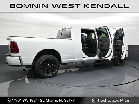 Used 2025 RAM 2500 Laramie image 27