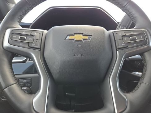 Used 2023 Chevrolet Silverado 1500 LT AWD/4WD image 30