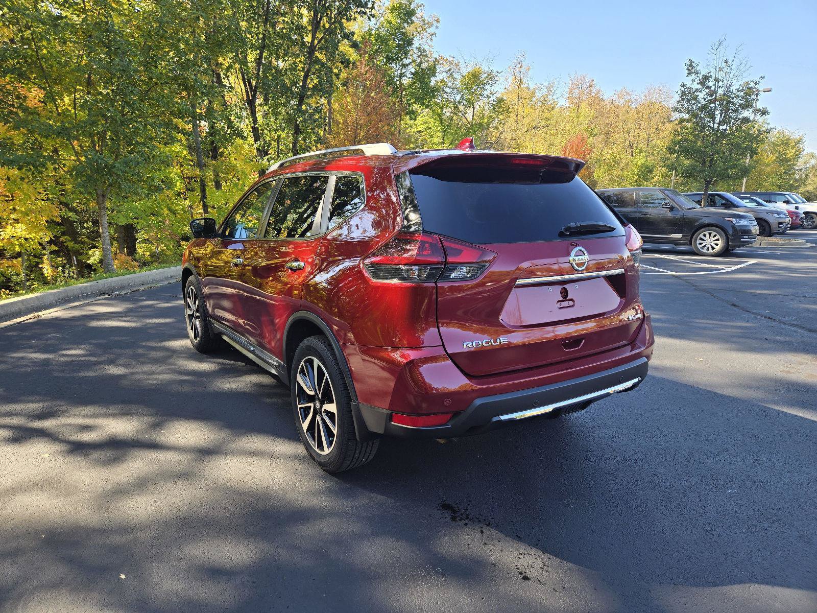 Used 2019 Nissan Rogue SL w/ Premium Package AWD/4WD image 6