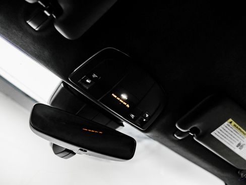 Used 2018 Porsche 911 GT3 RWD image 40