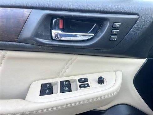 Used 2019 Subaru Outback 2.5i Limited image 23