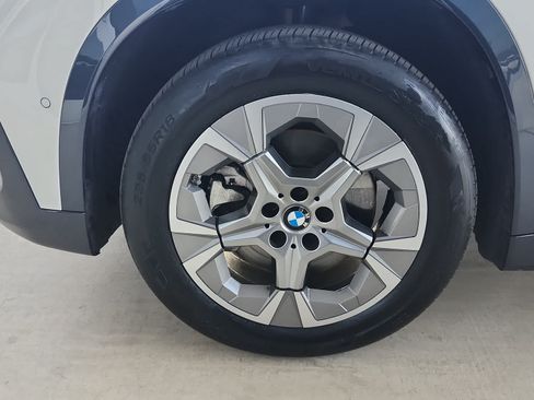 Used 2026 BMW X1 xDrive28i AWD/4WD image 7