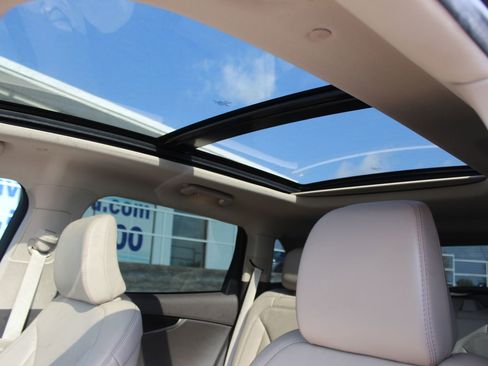 Used 2023 Lincoln Nautilus Reserve w/ Monochromatic Package AWD/4WD image 23