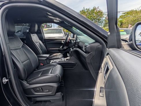 Used 2023 Ford Explorer ST w/ Equipment Group 401A AWD/4WD image 19