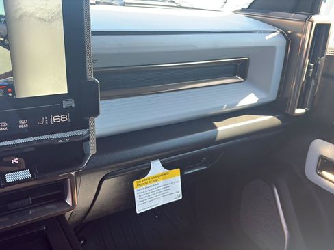 Used 2025 GMC Hummer EV 3X AWD/4WD image 24