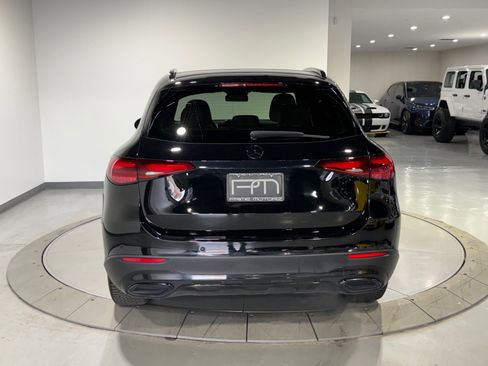 Used 2024 Mercedes-Benz GLC 300 4MATIC image 10