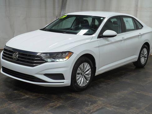 Used 2019 Volkswagen Jetta S w/ Driver Assistance Package image 2