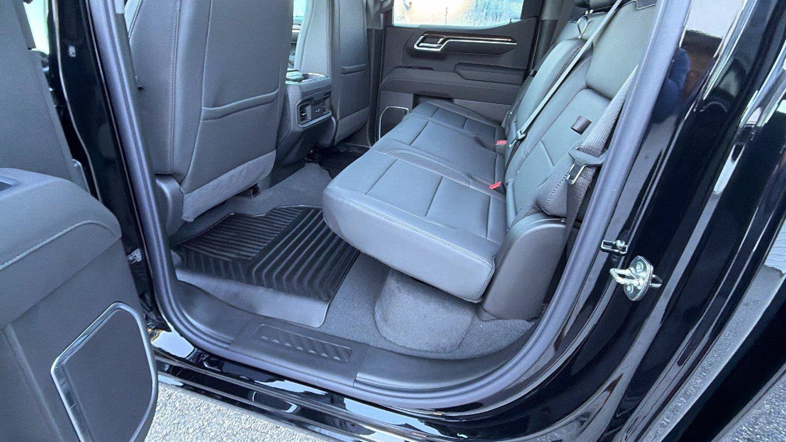 New 2026 Chevrolet Silverado 1500 RST w/ Convenience Package II AWD/4WD image 21