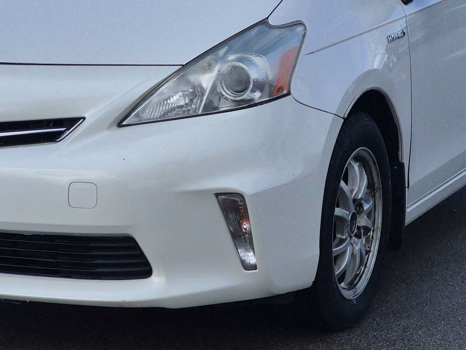Used 2012 Toyota Prius V Two FWD image 11