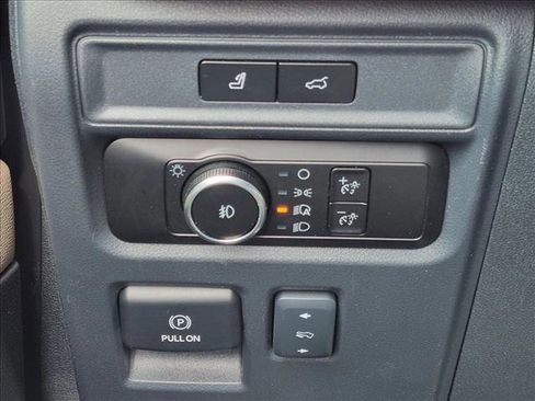 Used 2023 Ford Expedition Limited RWD image 11