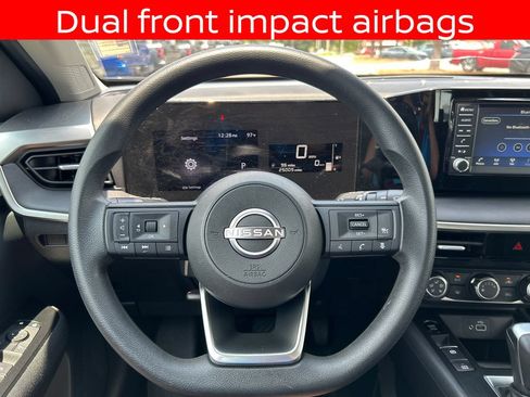 Used 2025 Nissan Kicks S FWD image 23