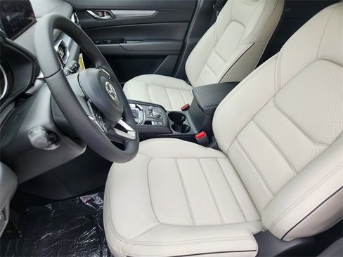 New 2025 MAZDA CX-5 AWD 2.5 S w/ Preferred Package image 5