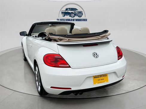 Used 2013 Volkswagen Beetle 2.5 image 3