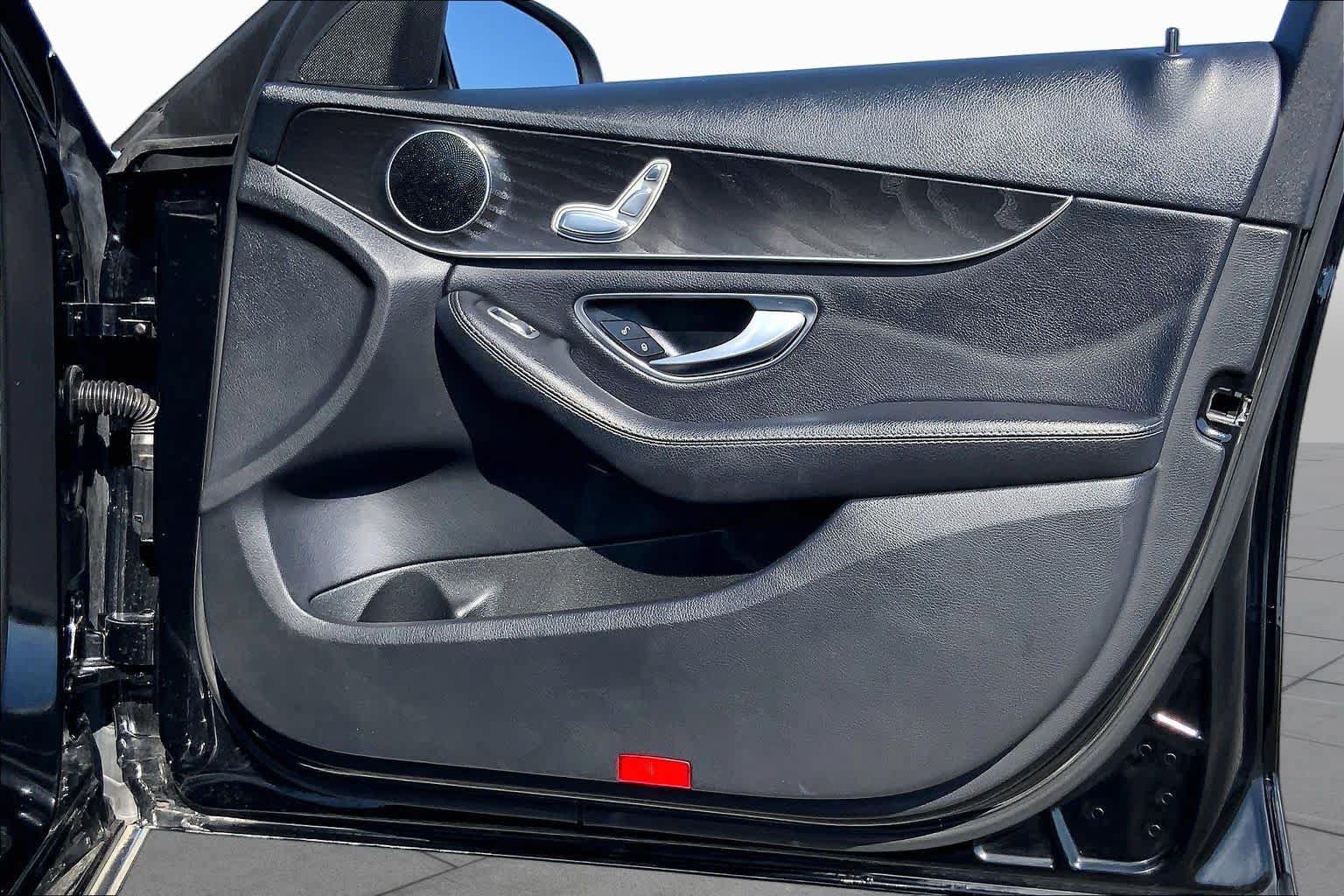 Used 2017 Mercedes-Benz C 300 Sedan image 22