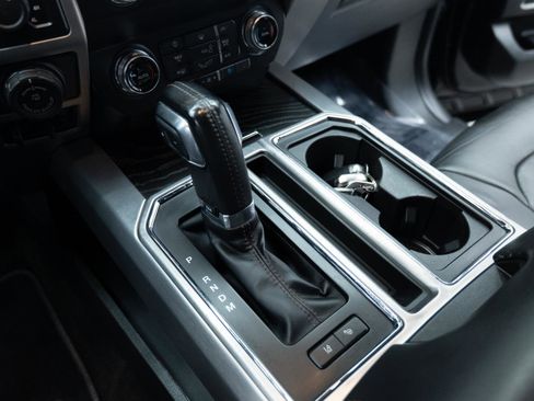 Used 2019 Ford F150 Platinum w/ Technology Package image 36