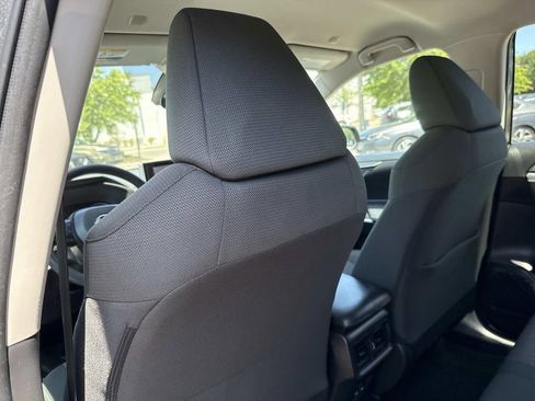 Used 2024 Toyota RAV4 XLE FWD image 14