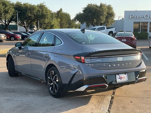 Used 2025 Hyundai Sonata SEL FWD image 6