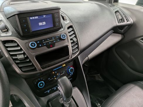 Used 2021 Ford Transit Connect XL image 11
