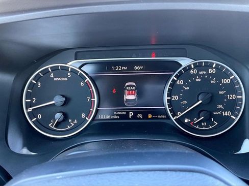 Certified 2025 Nissan Rogue SV image 17