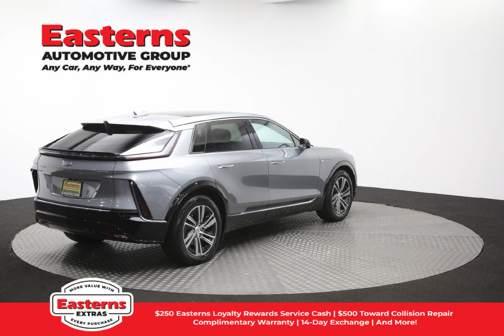 Used 2024 Cadillac Lyriq Luxury AWD/4WD image 47