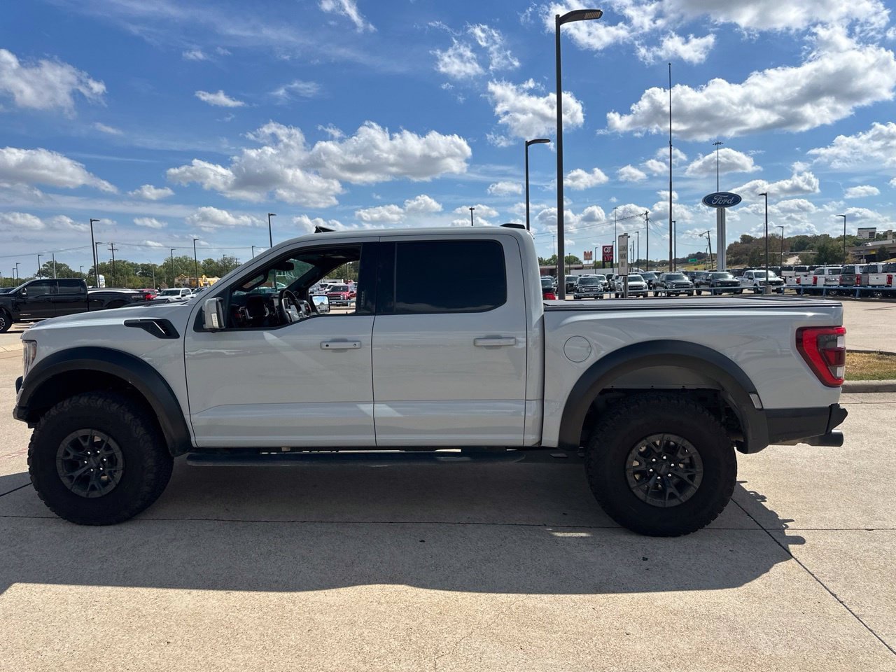 Used 2023 Ford F150 Raptor w/ Equipment Group 802A Raptor R AWD/4WD image 9